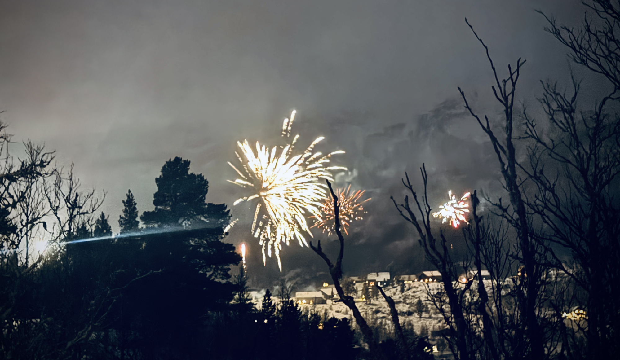 Quite a lot fireworks around the cabin this year. [Zoom in 🔍]